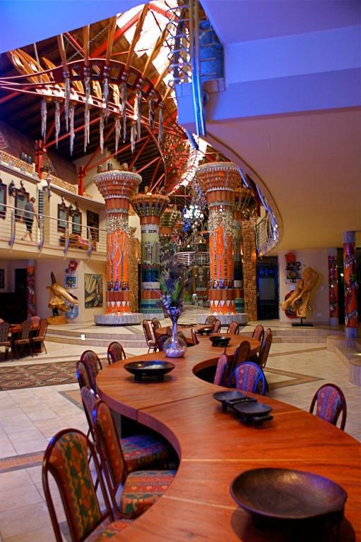 Ammazulu African Palace Kloof Extérieur photo