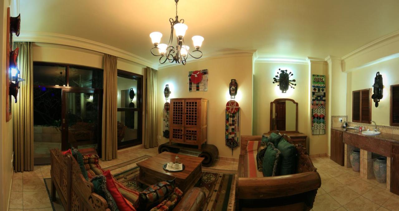 Ammazulu African Palace Kloof Chambre photo